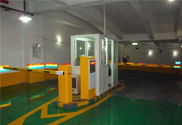 停車場智能化遇新挑戰(zhàn)，《中國公路網(wǎng)》提出：關(guān)注智能停車場市場